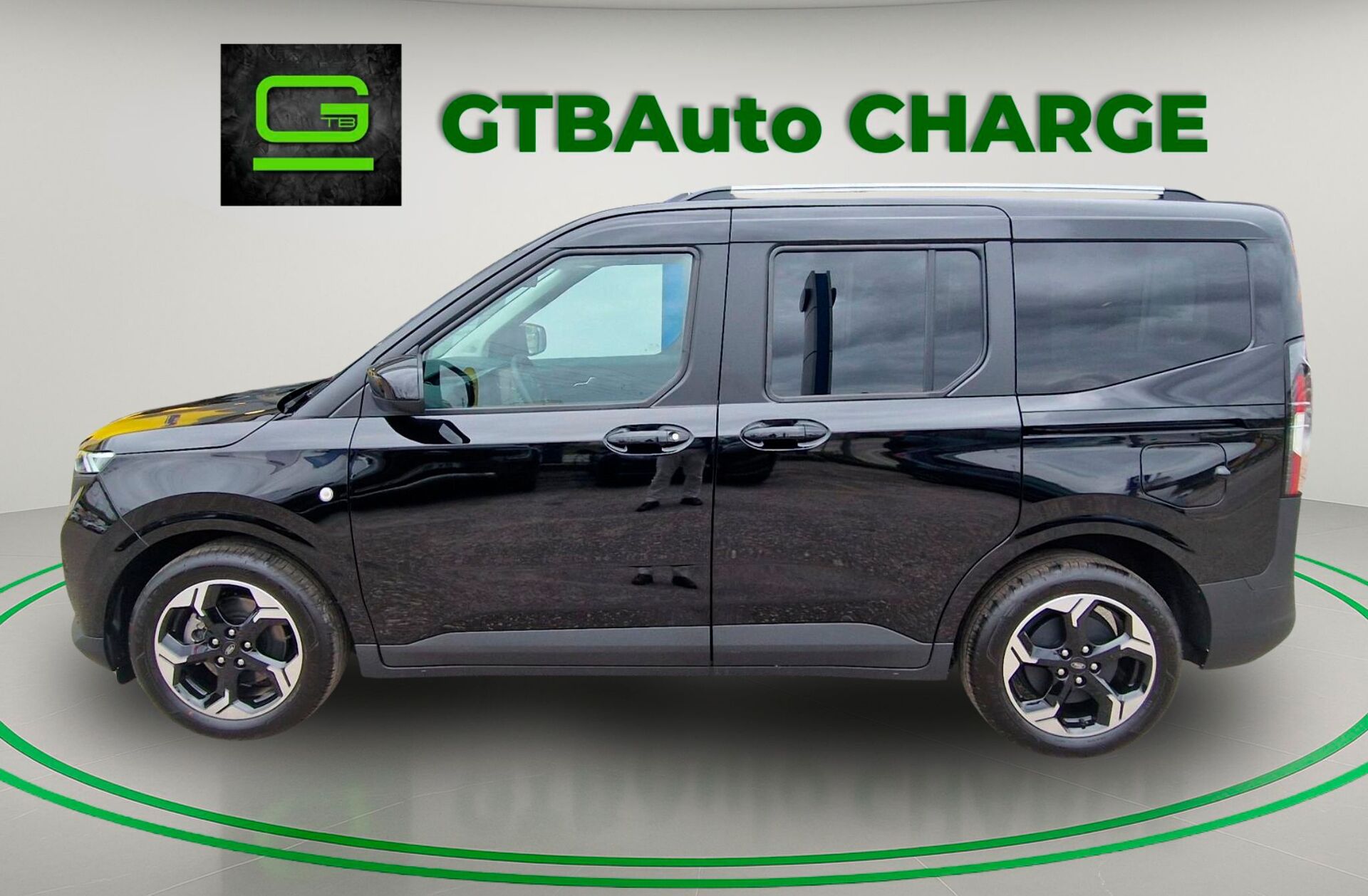FORD Courier E-Tourneo  43 kWh Titanium