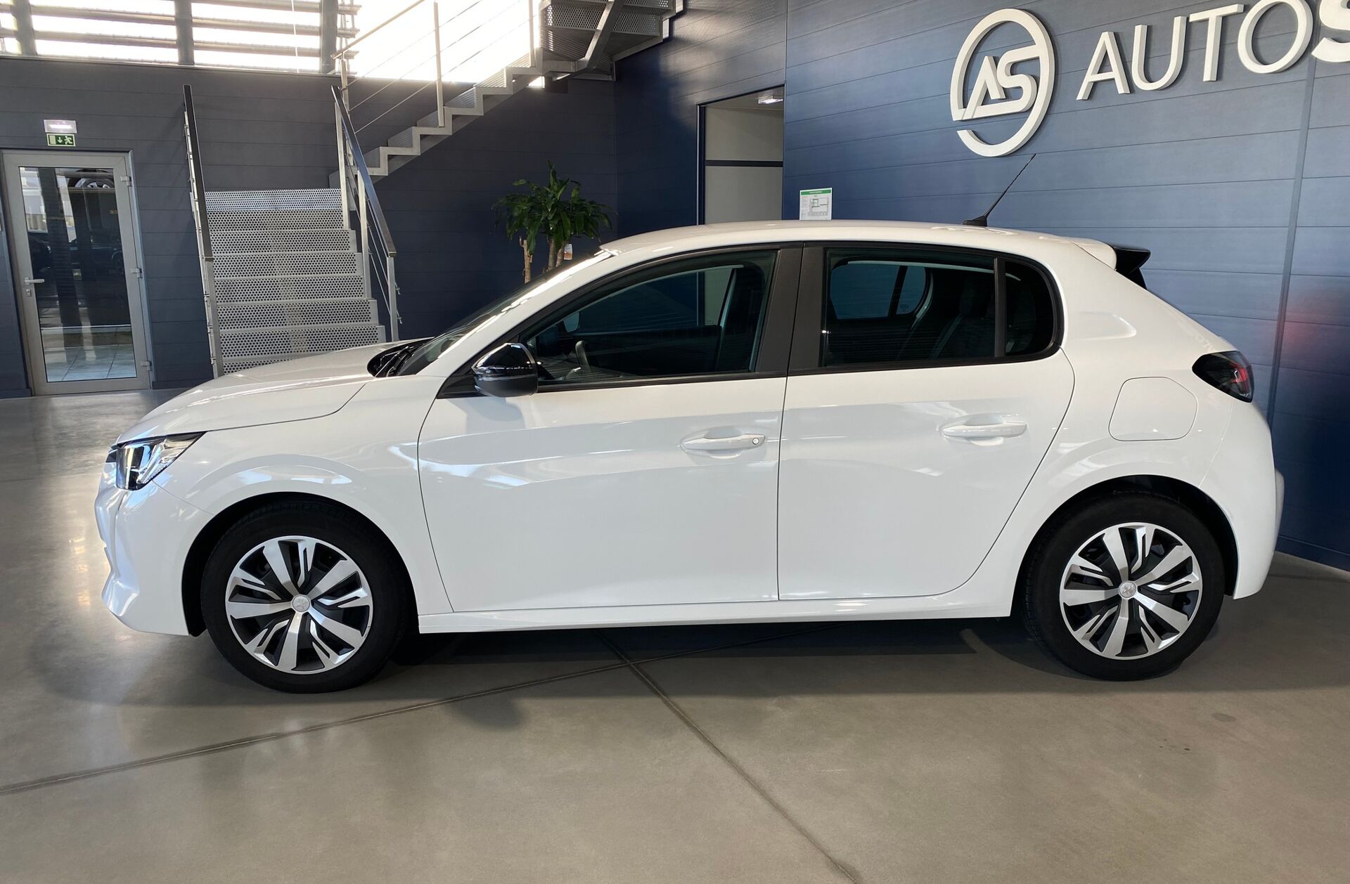 PEUGEOT 208 1.2 PureTech Active