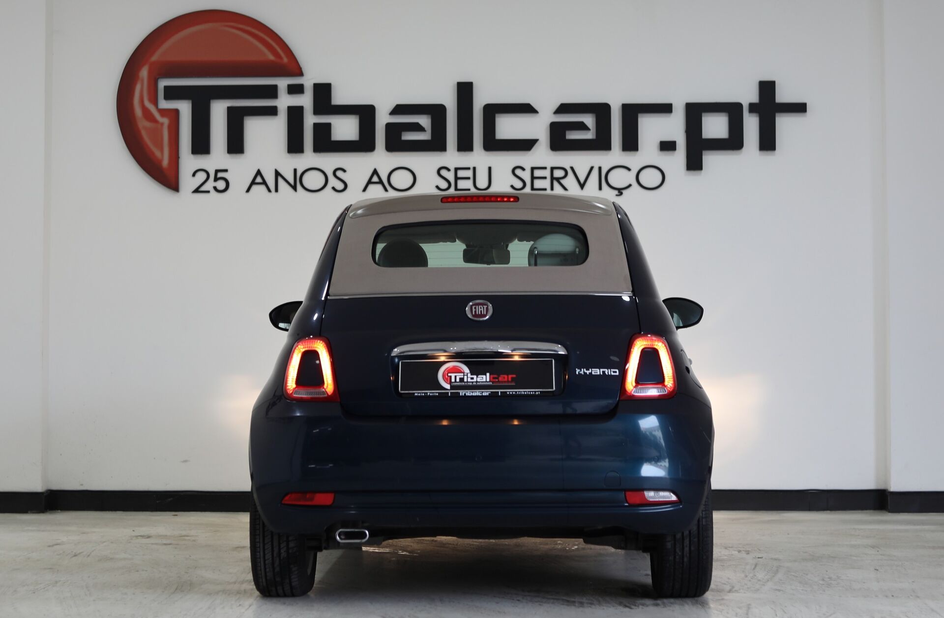 FIAT 500 C 1.0 Hybrid Lounge