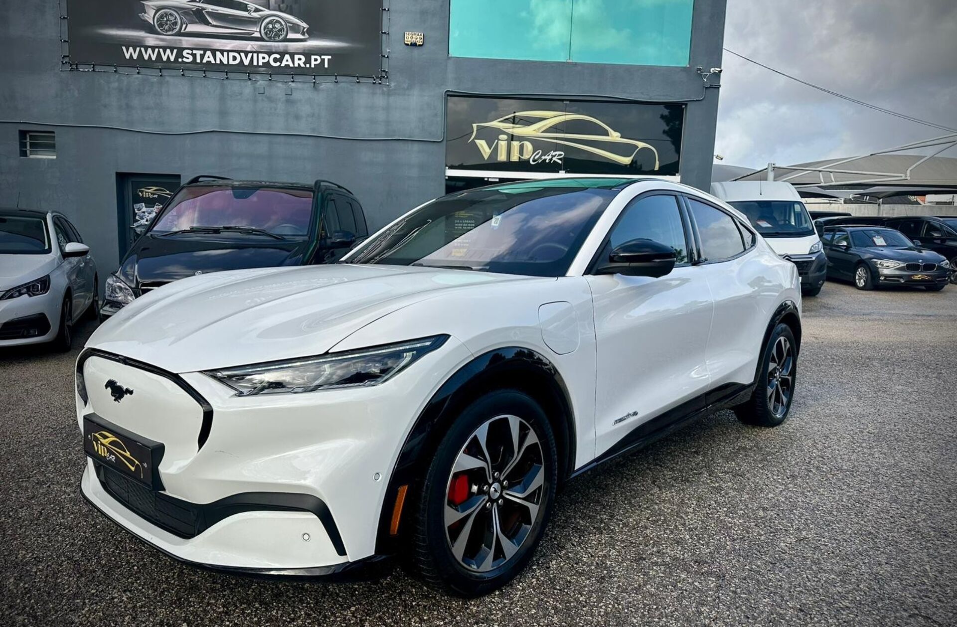 FORD Mustang Mach-E GT AWD