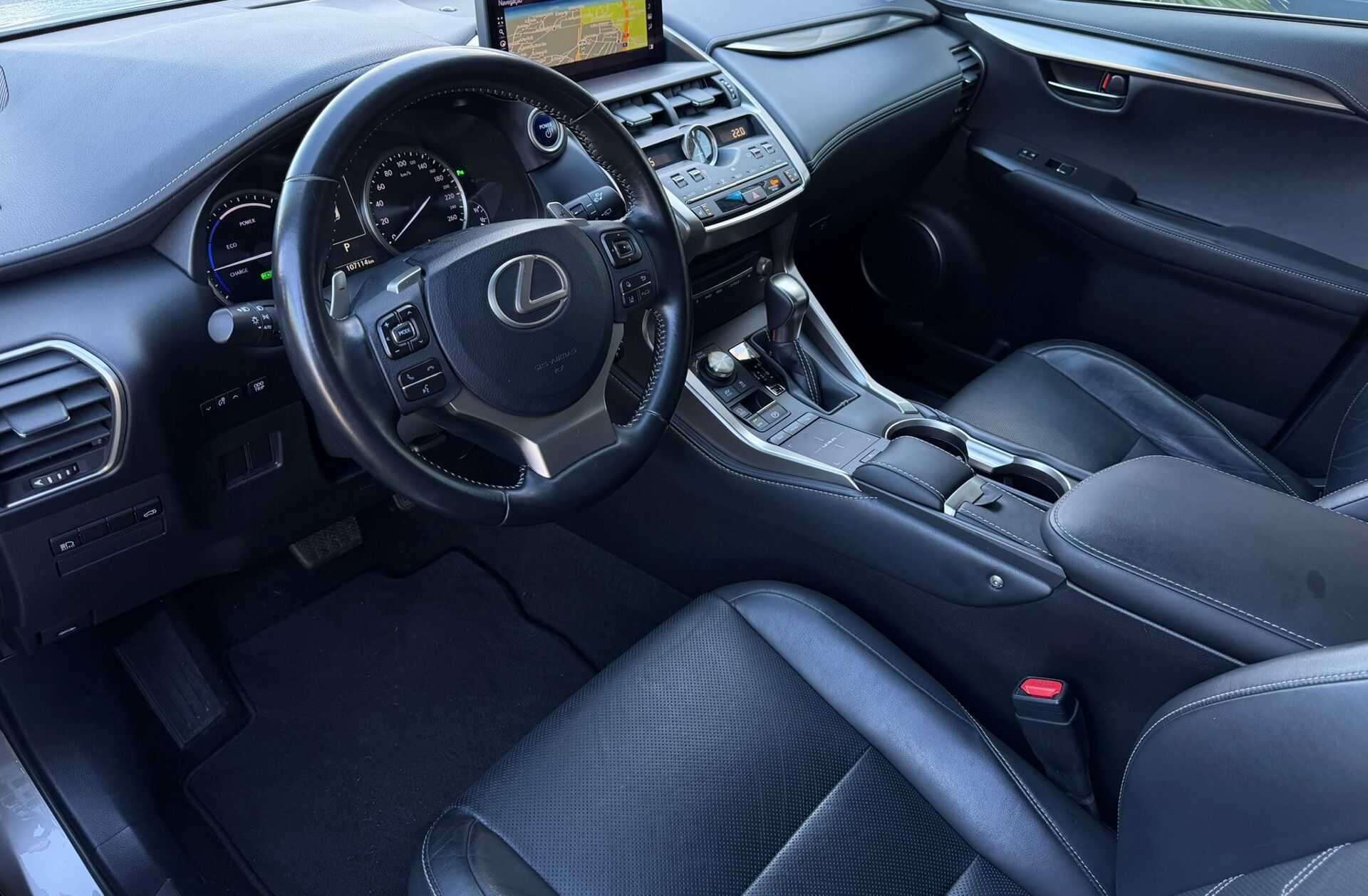 LEXUS NX 300h Executive+