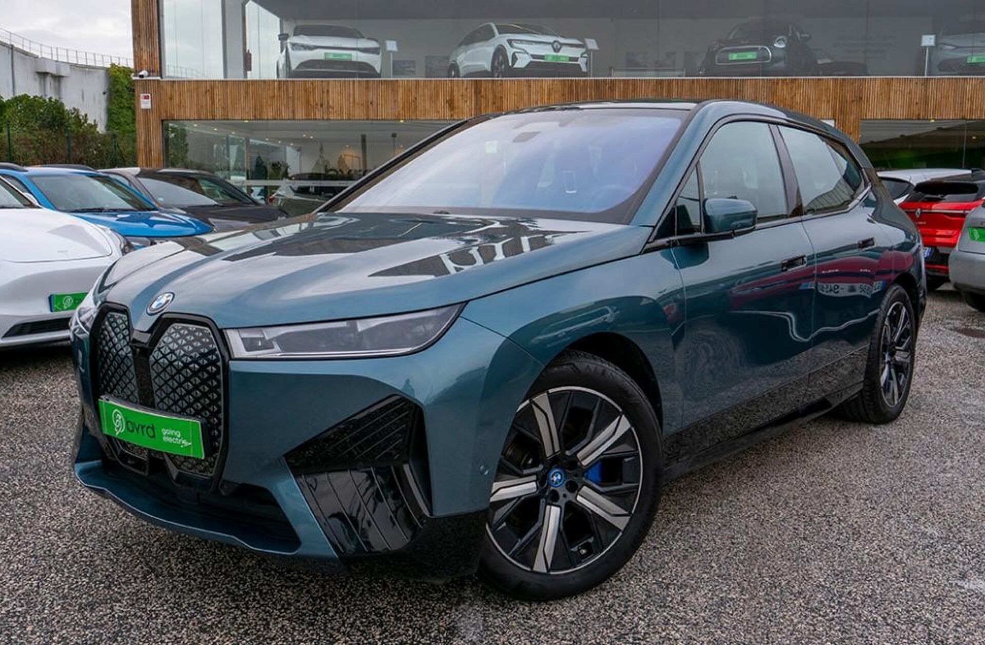 BMW iX xDrive 40 Pack Desportivo