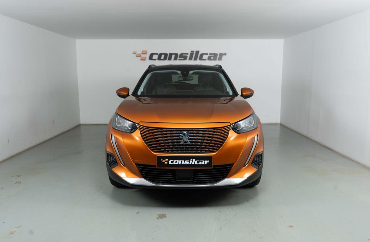 PEUGEOT 2008 e- 50 kWh GT