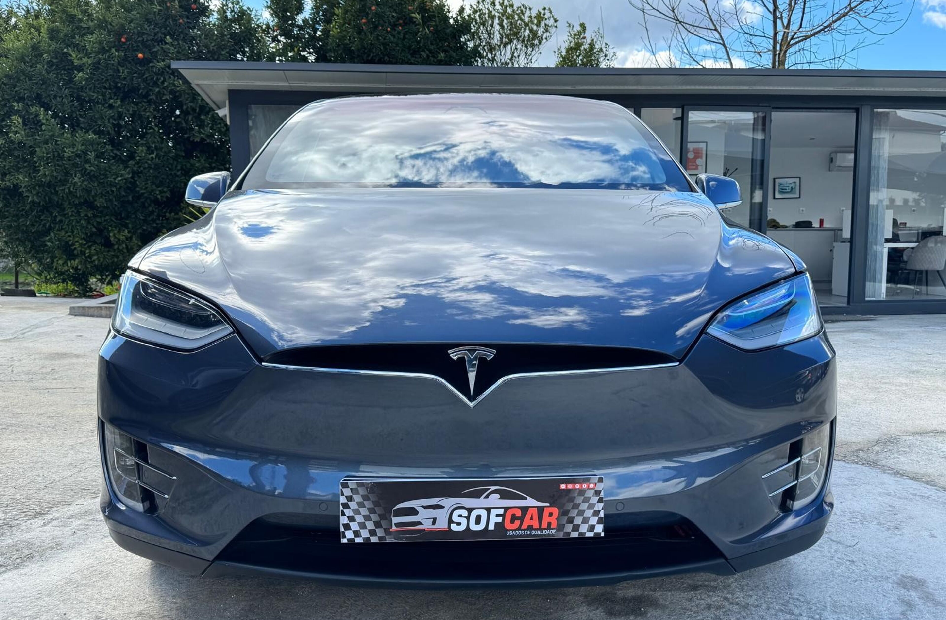 TESLA Model X Long Range