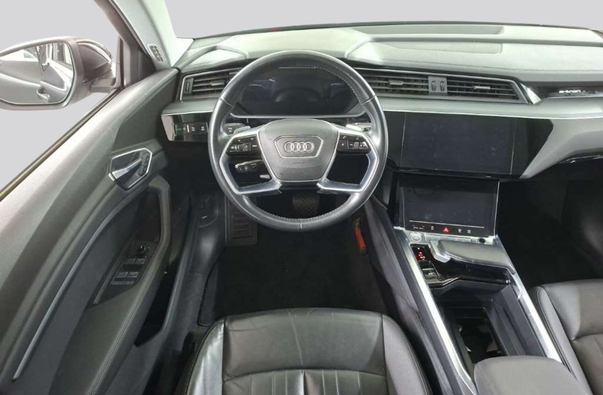 AUDI e-tron 55 quattro Advanced