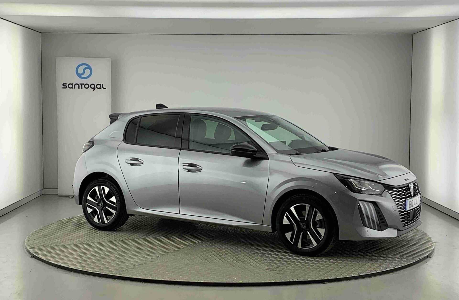 PEUGEOT 208 1.2 Hybrid Allure e-DCS6