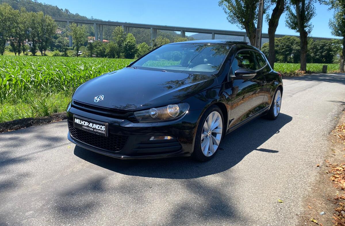 VOLKSWAGEN Scirocco 2.0 TSi Sport DSG