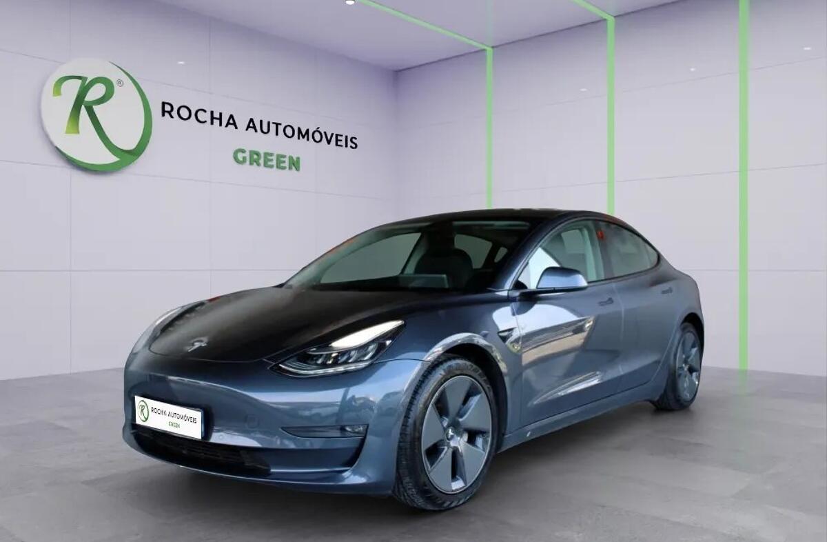 TESLA Model 3 Standard Range Plus RWD