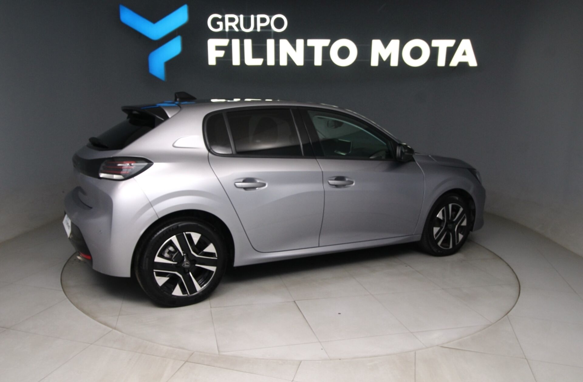 PEUGEOT 208 1.2 PureTech Allure