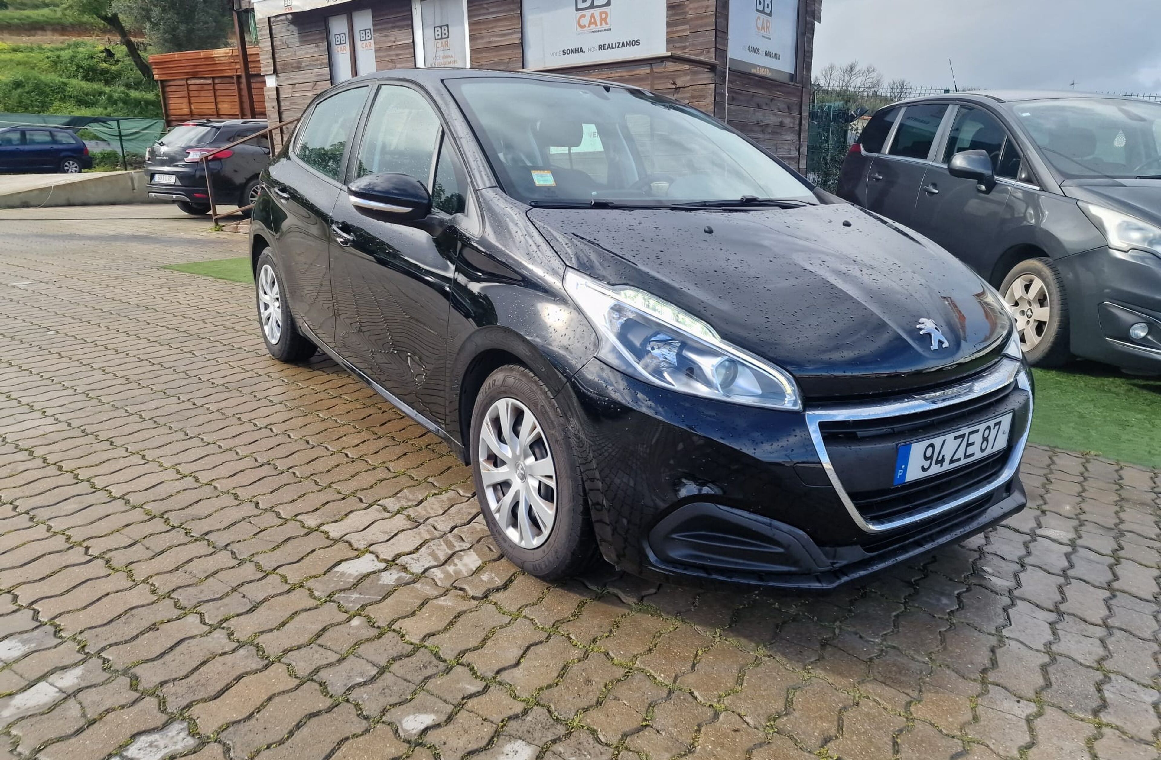 PEUGEOT 208 1.5 BlueHDi Active