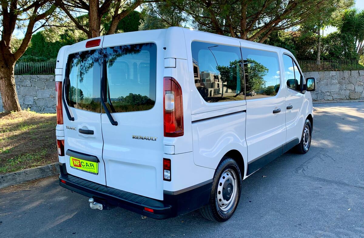 RENAULT Trafic 2.0 dCi L2H2 1.2T