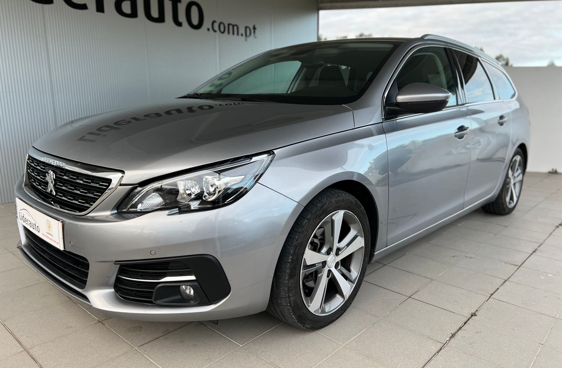 PEUGEOT 308 SW 1.5 BlueHDi Allure