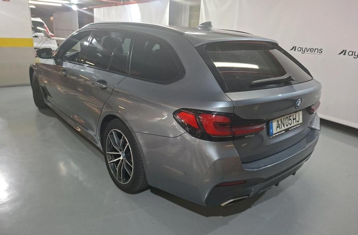 BMW Serie-5 520 e Pack M