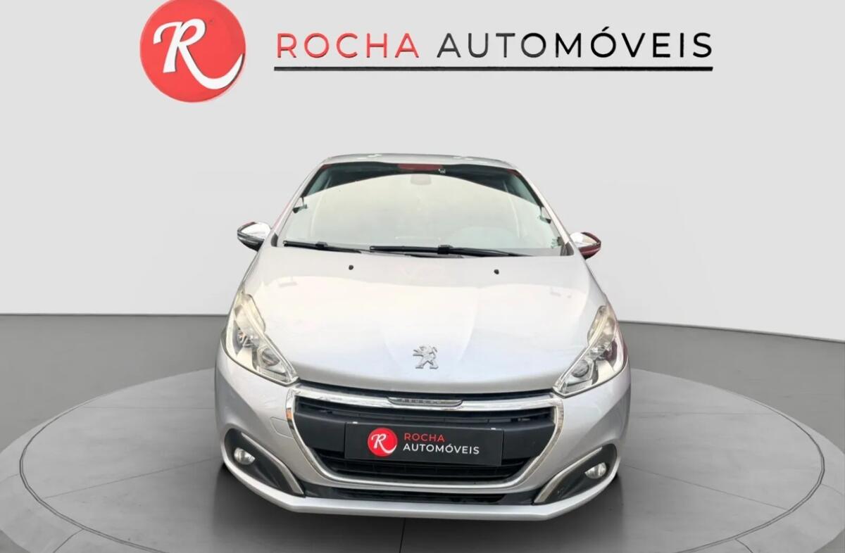PEUGEOT 208 1.2 PureTech Style
