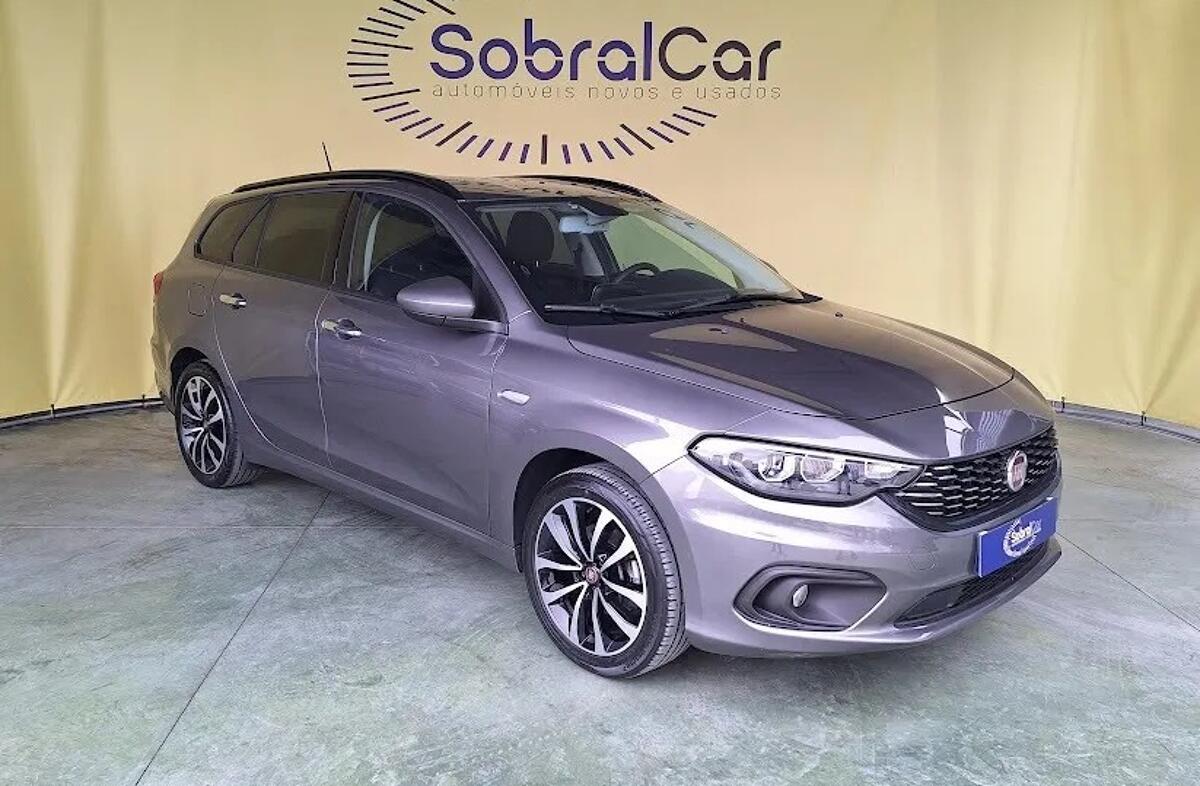 FIAT Tipo 1.3 M-Jet Lounge