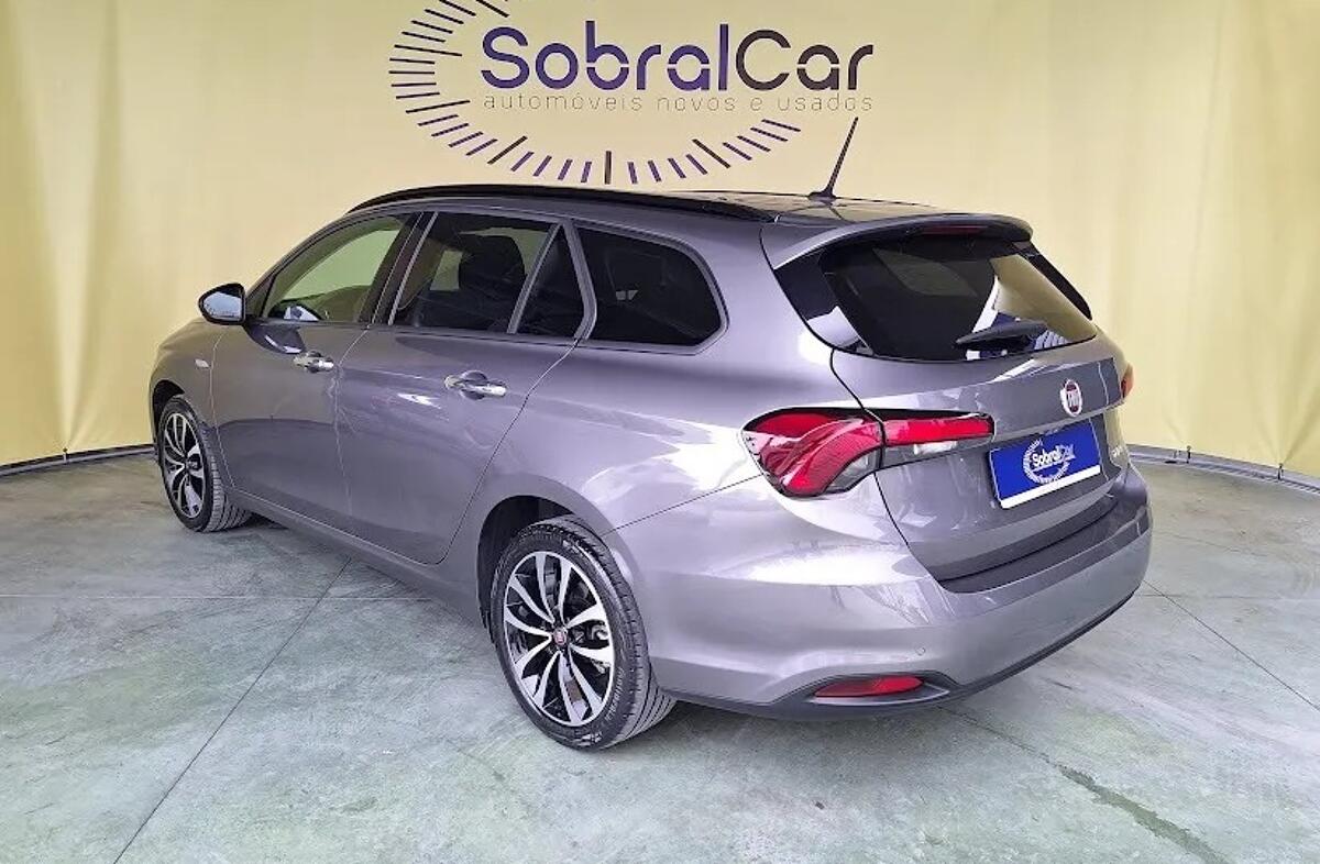 FIAT Tipo 1.3 M-Jet Lounge
