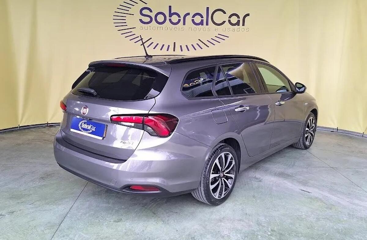 FIAT Tipo 1.3 M-Jet Lounge