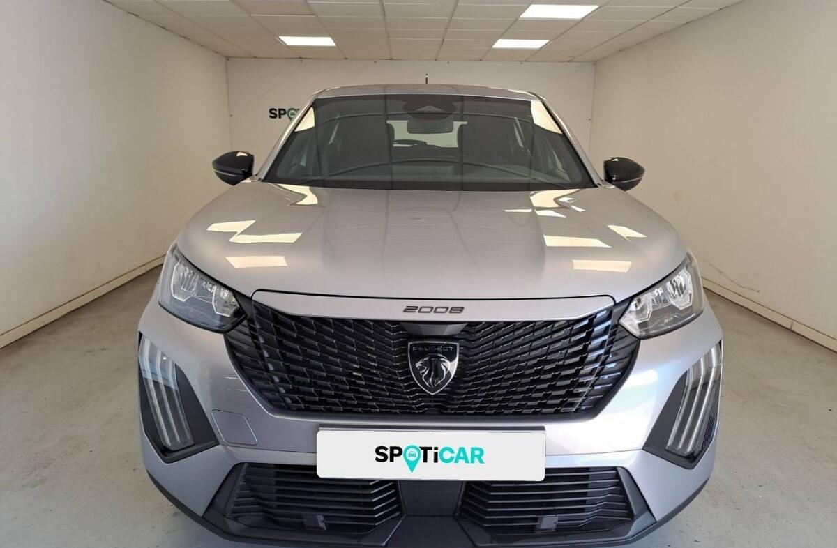 PEUGEOT 2008 1.2 PureTech Style