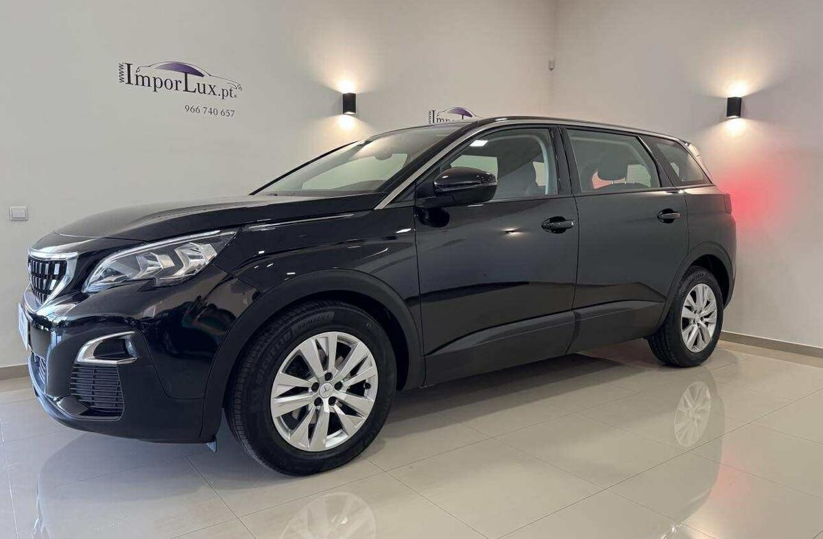 PEUGEOT 5008 1.5 BlueHDi Active