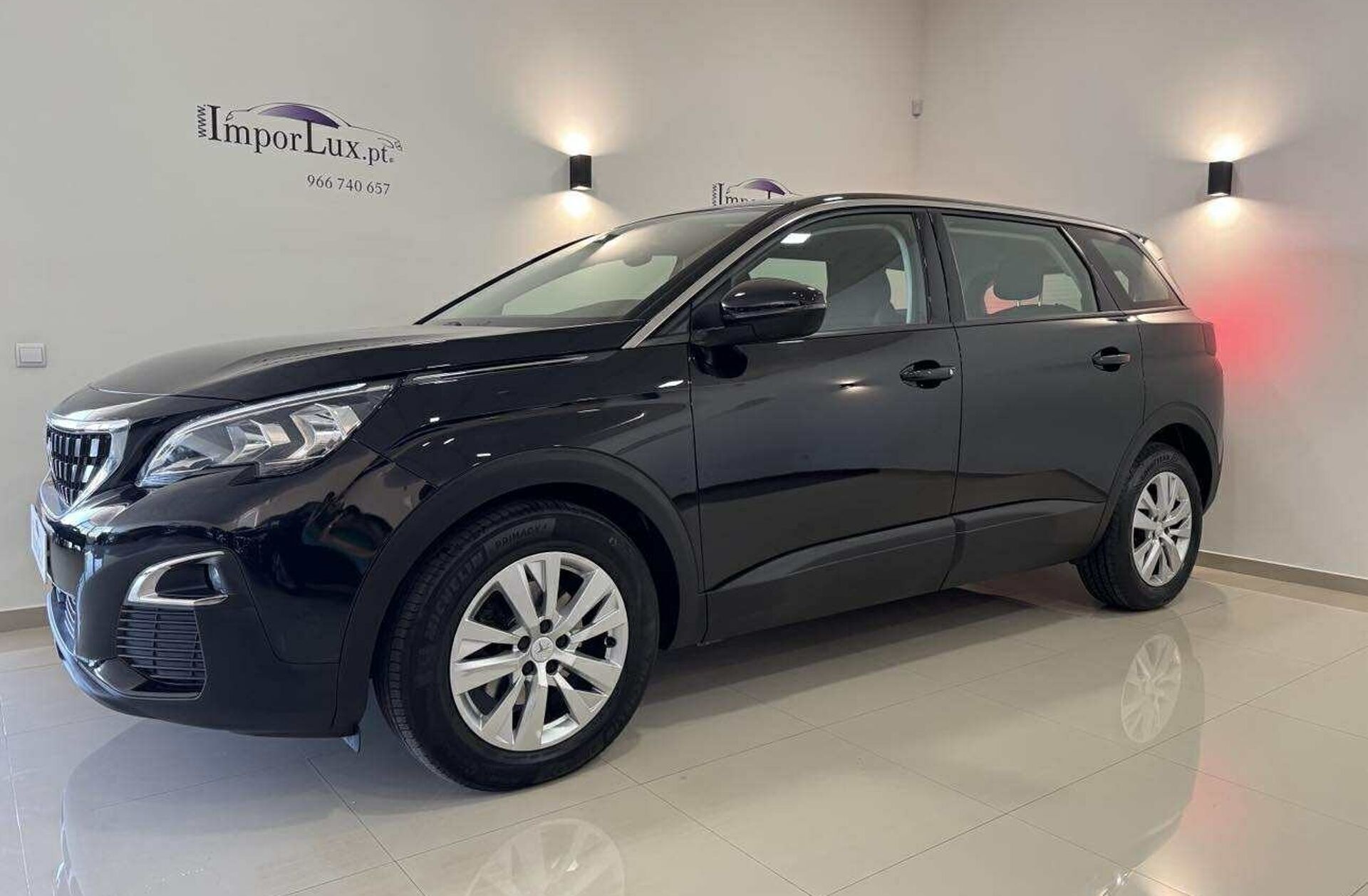 PEUGEOT 5008 1.5 BlueHDi Active
