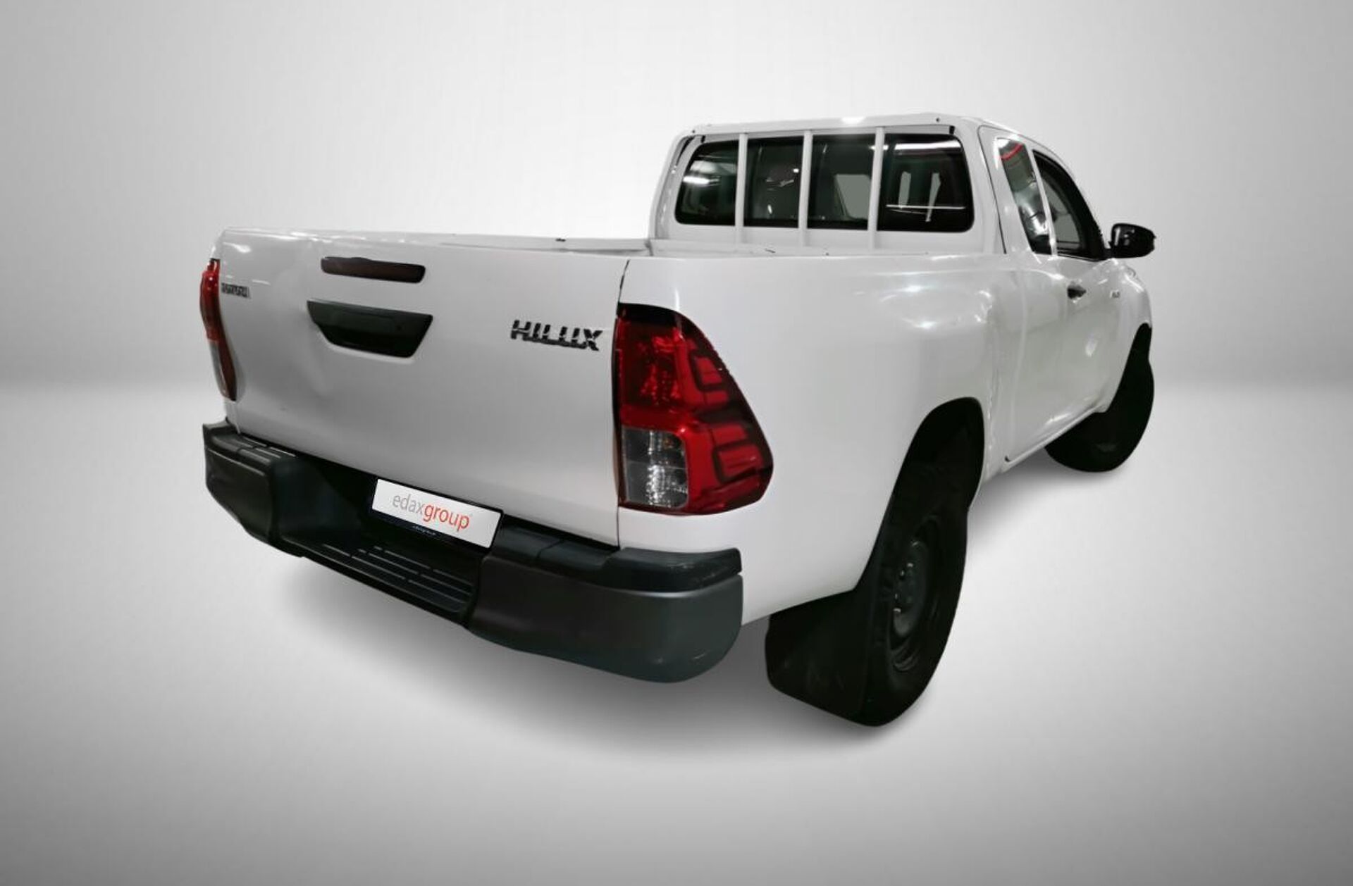 TOYOTA Hilux 2.4 D-4D 4WD CE CM