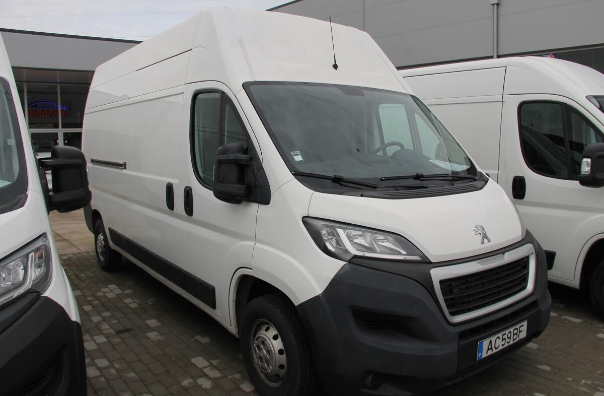 PEUGEOT Boxer 2.2 BlueHDi 330 L1H1 Premium