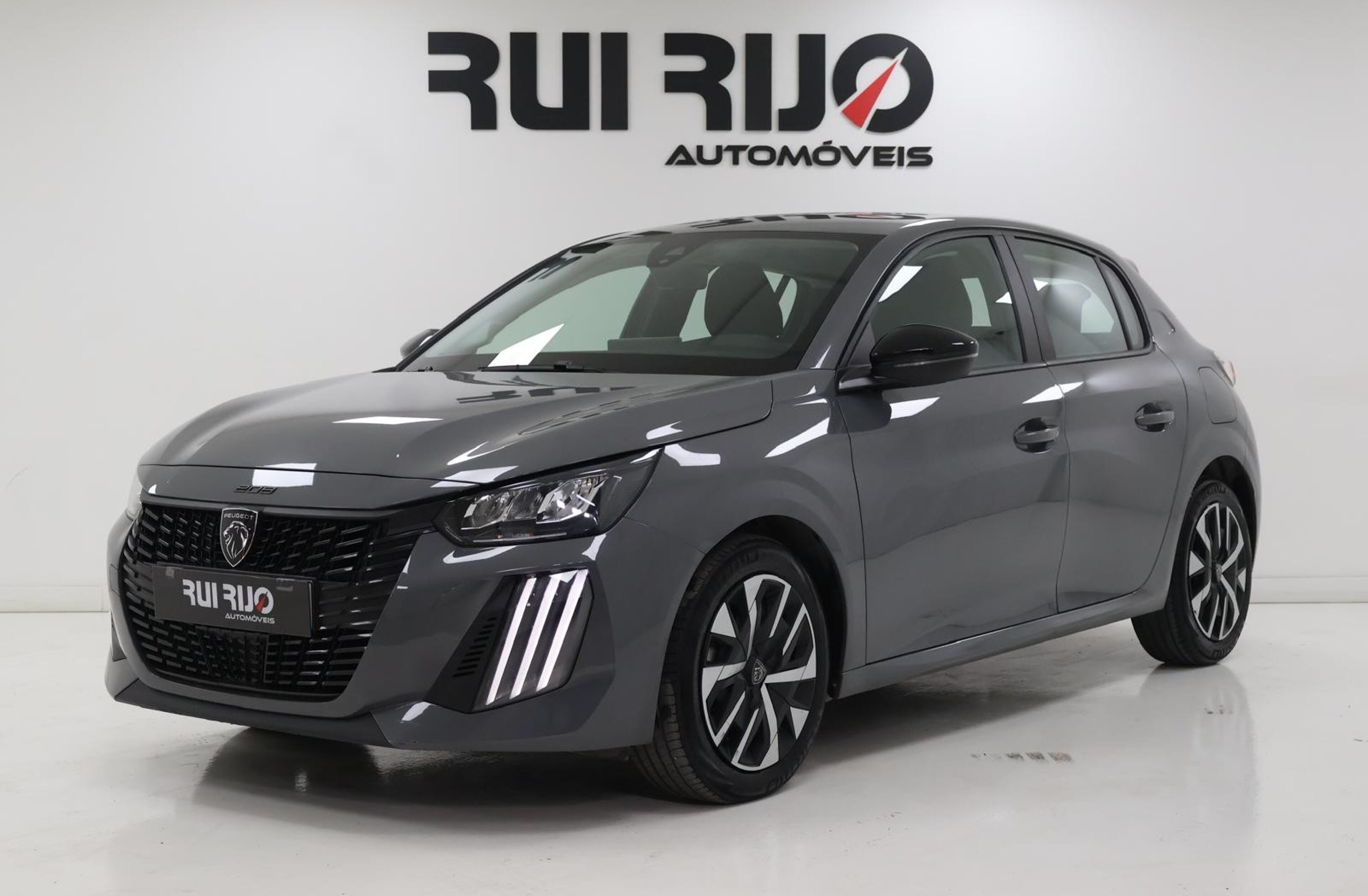 PEUGEOT 208 1.2 PureTech Active