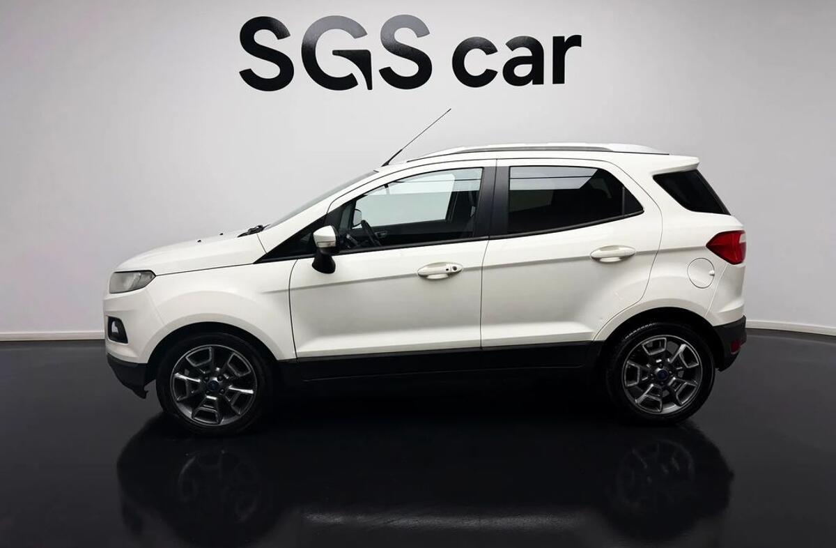 FORD EcoSport 1.0 EcoBoost Titanium