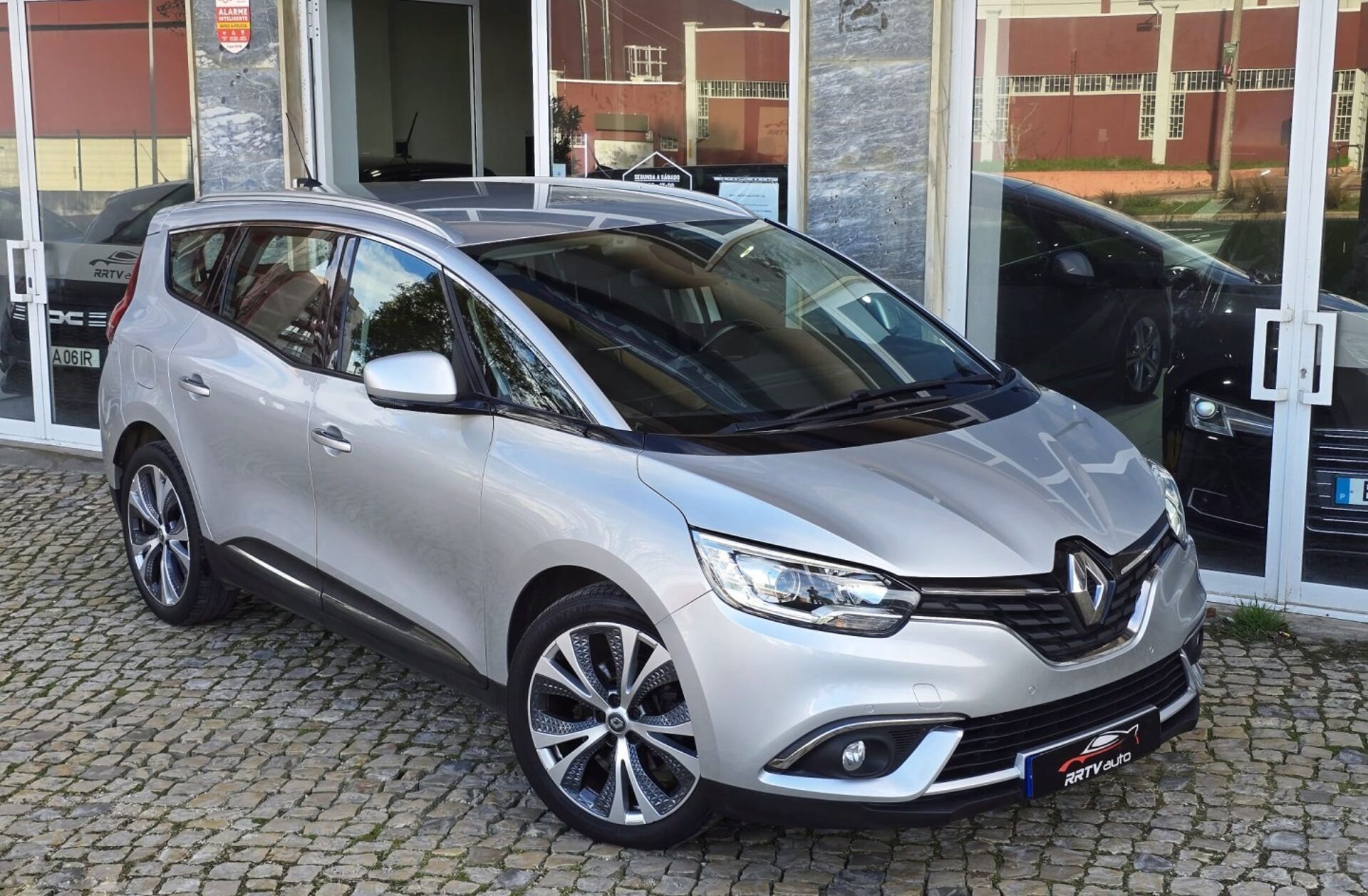 RENAULT Scénic G. 1.5 dCi Intens EDC SS