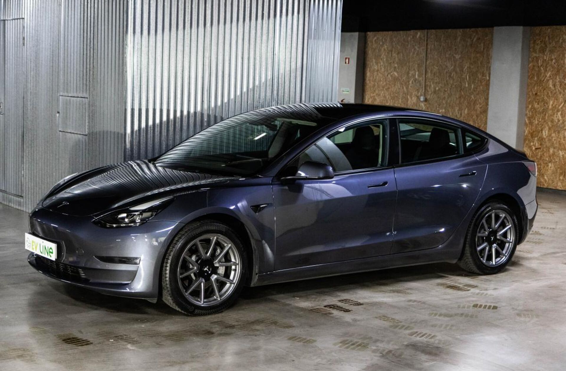 TESLA Model 3 Long-Range Dual Motor AWD