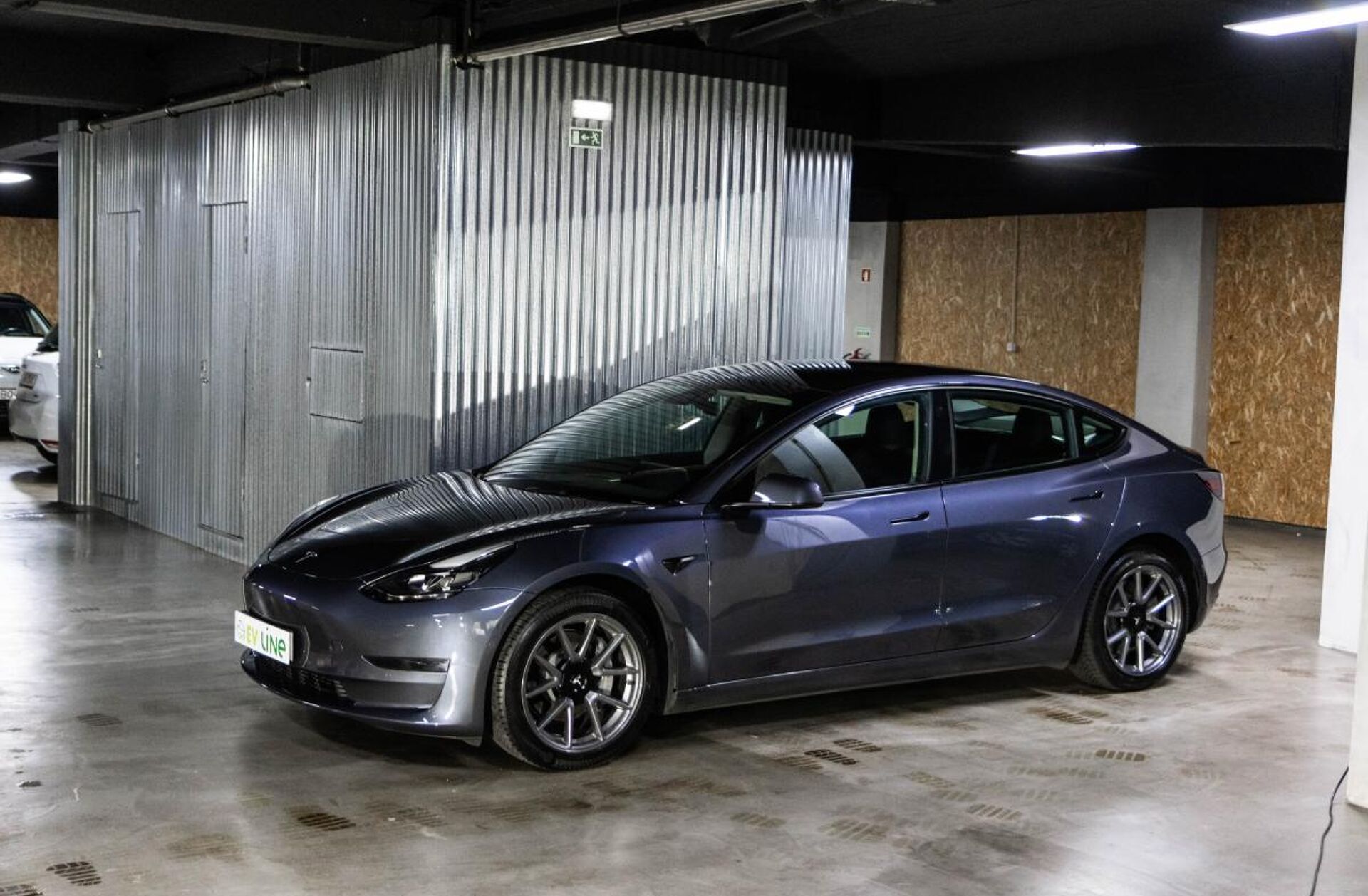 TESLA Model 3 Long-Range Dual Motor AWD