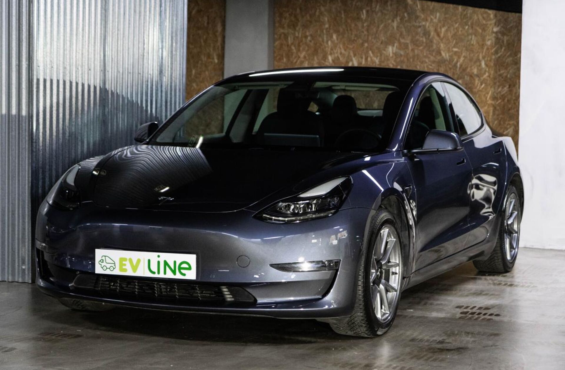 TESLA Model 3 Long-Range Dual Motor AWD