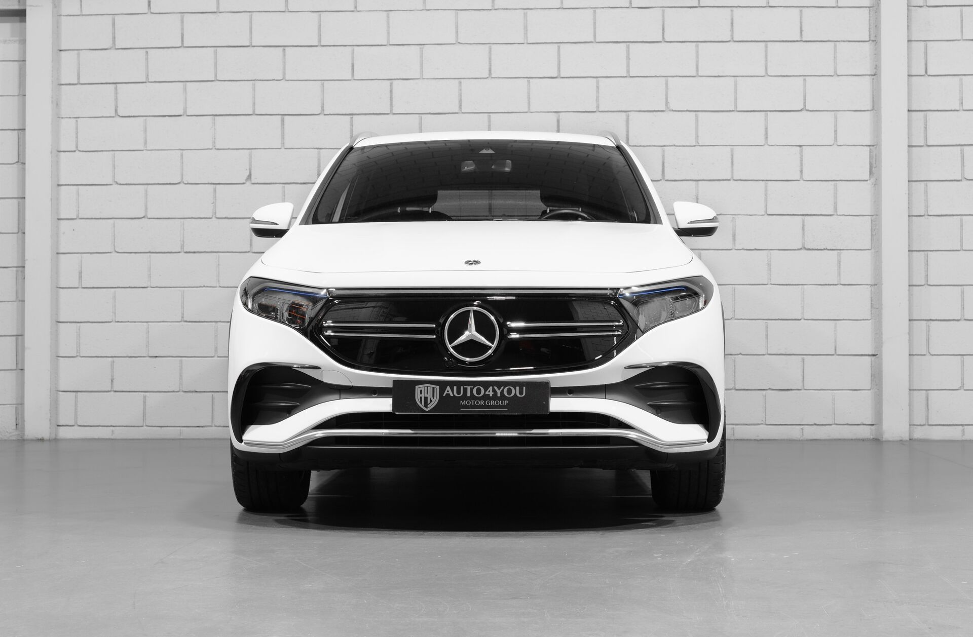 MERCEDES EQA 250 AMG Line