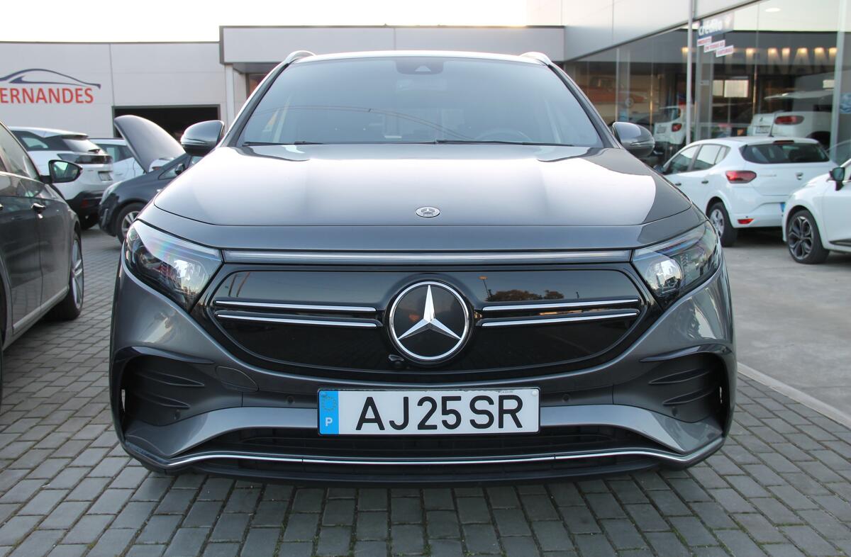 MERCEDES EQA 250 AMG Line