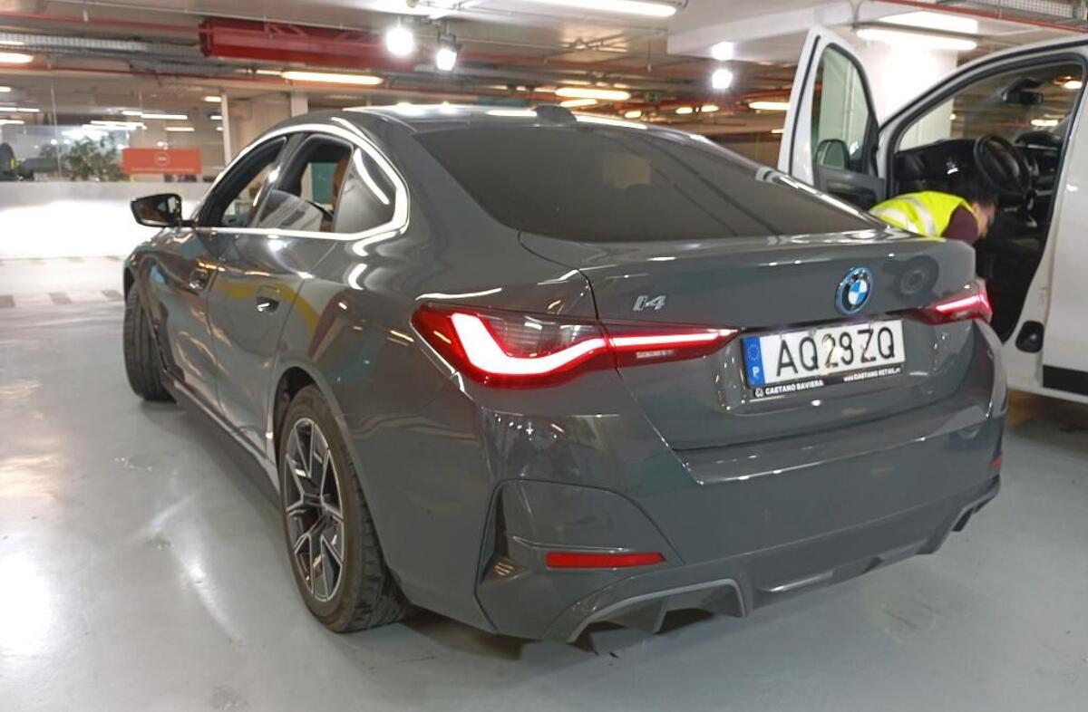 BMW i4 eDrive40 Desportiva M
