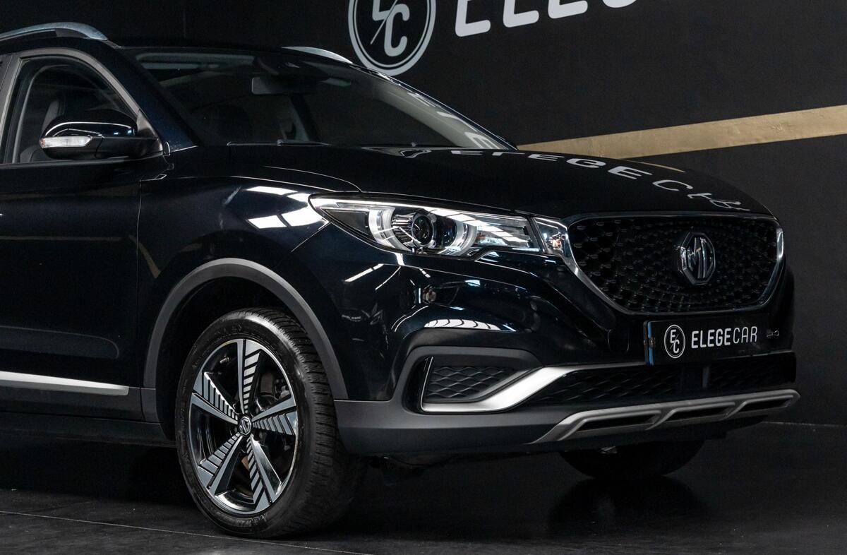 MG ZS 44.5 kWh Luxury