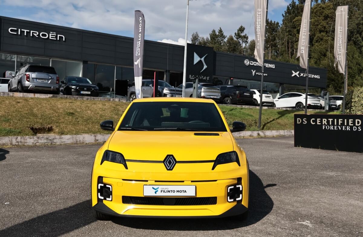 RENAULT Renault 5 E-Tech 40 kWh Evolution Autonomia Urbana