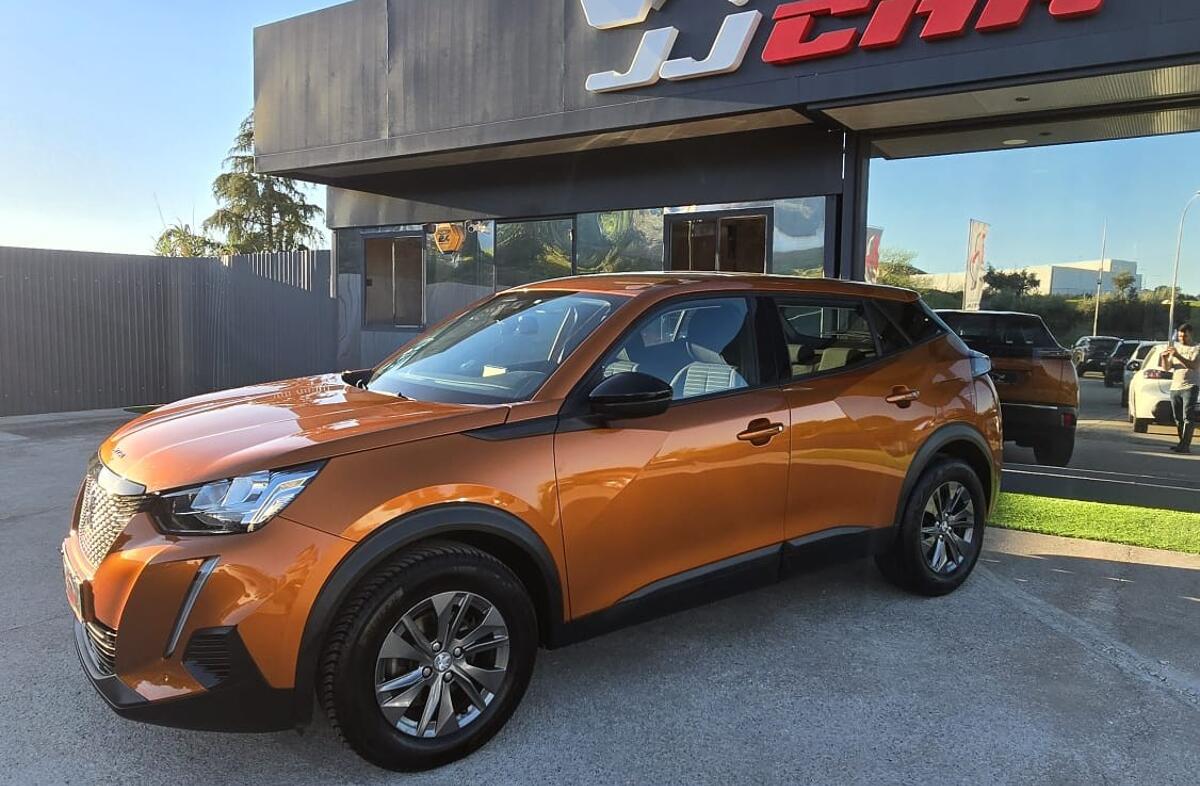 PEUGEOT 2008 1.2 PureTech Active