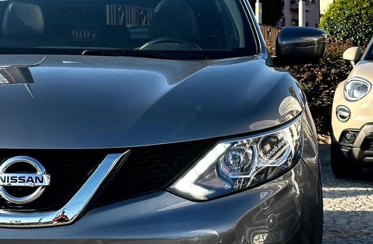 NISSAN Qashqai 1.5 dCi Tekna Alcantara