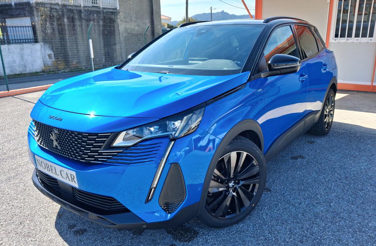 PEUGEOT 3008 1.6 Hybrid GT Pack e-EAT8