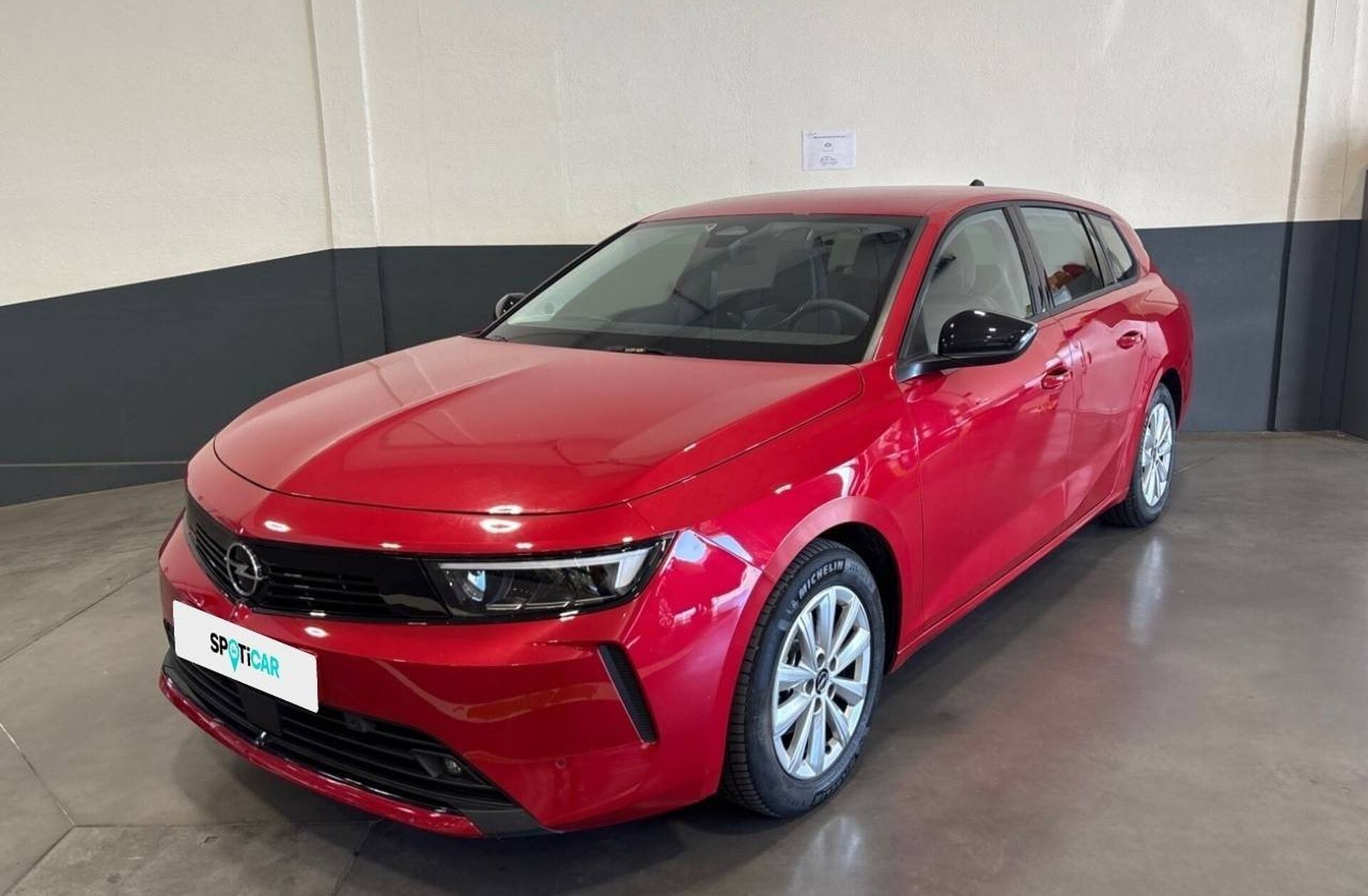 OPEL Astra 1.2 T Edition