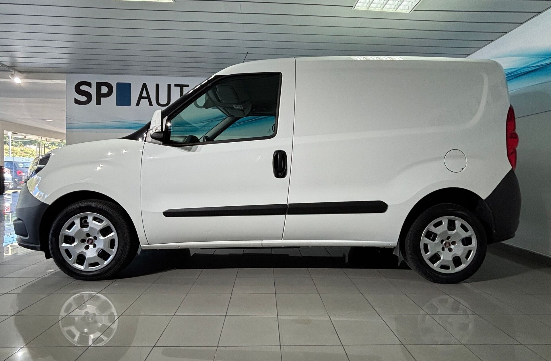 FIAT Doblò Doblo Combi 1.6 Multijet XL com 2JG