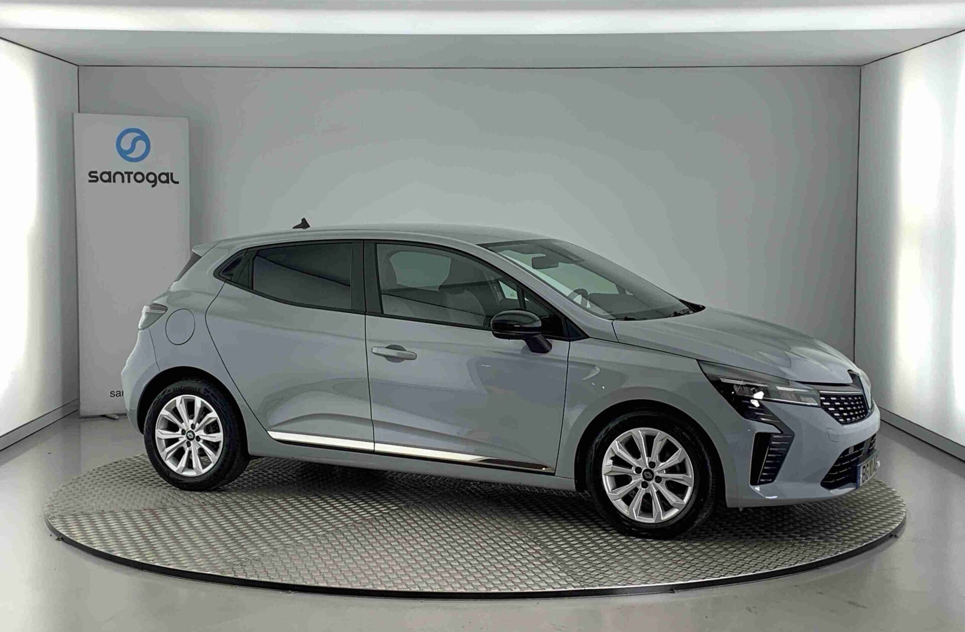 RENAULT Clio 1.0 TCe Evolution Bi-Fuel