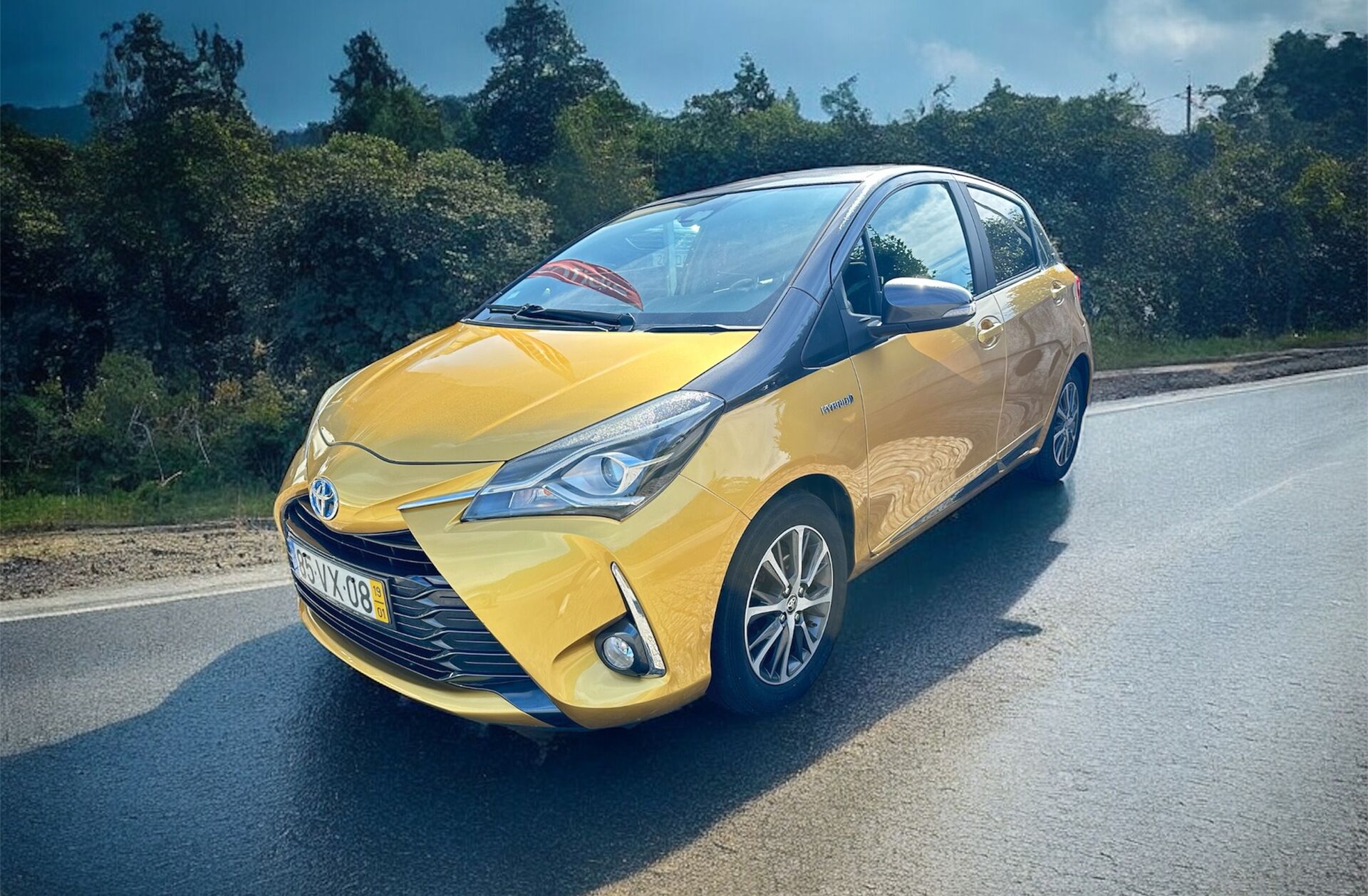 TOYOTA Yaris 1.5 HSD 20 Anos