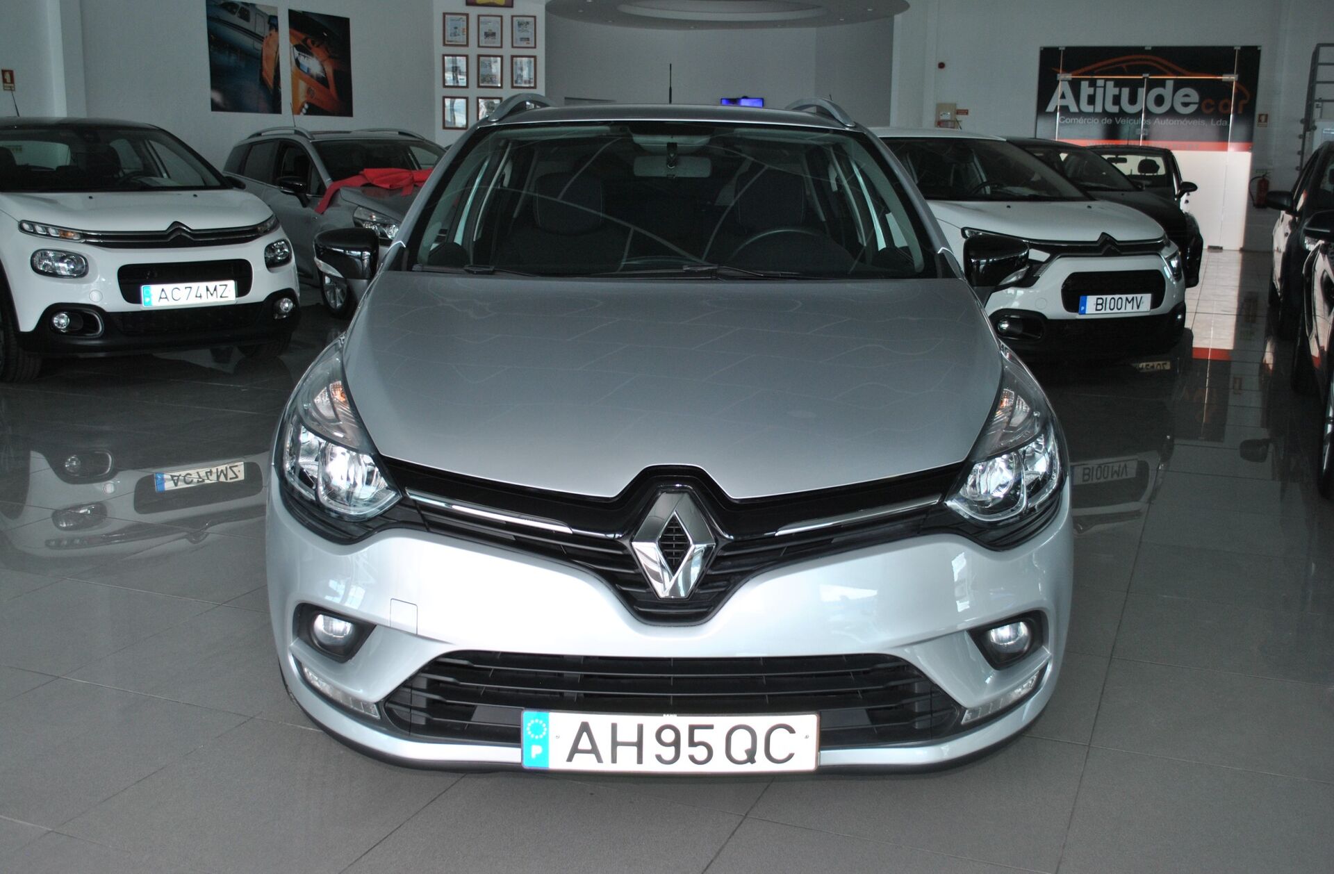 RENAULT Clio 1.0 TCe Limited