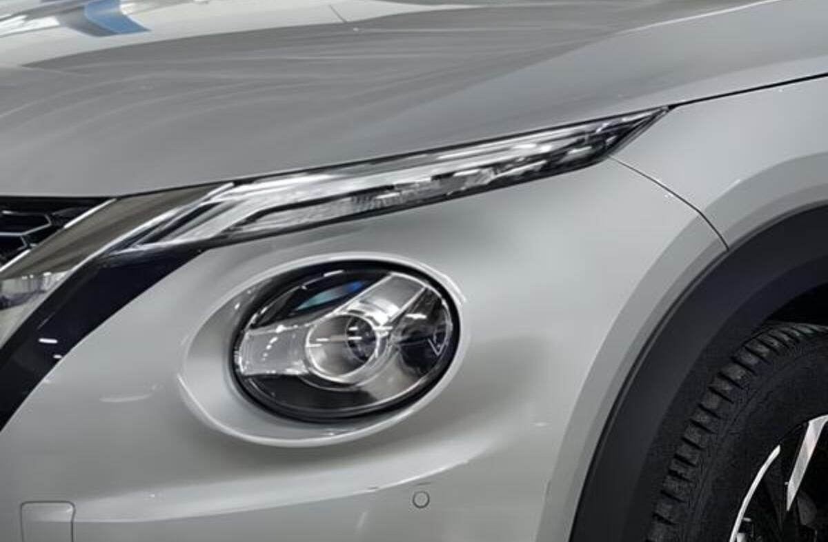 NISSAN Juke 1.0 DIG-T N-Connecta DCT