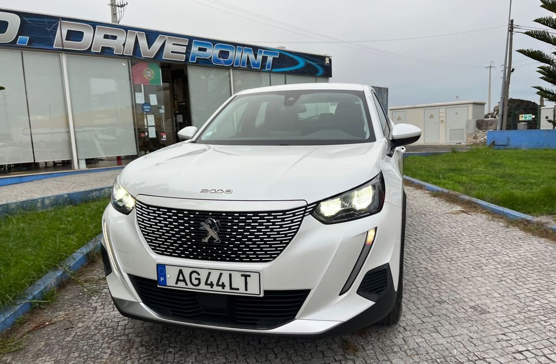 PEUGEOT 2008 e- 50 kWh GT