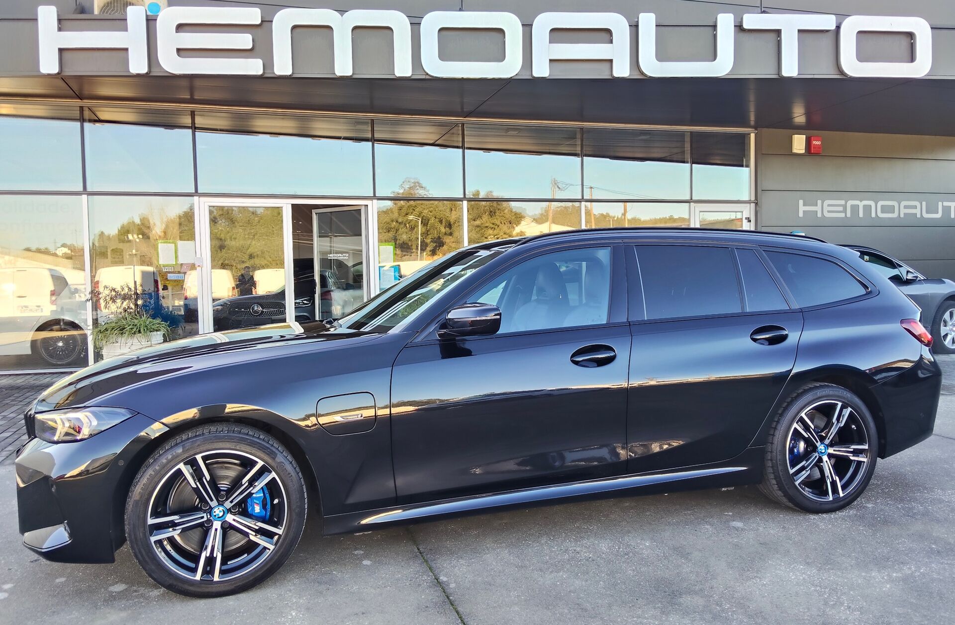 BMW Serie-3 320 e Touring Pack Desportivo M Auto