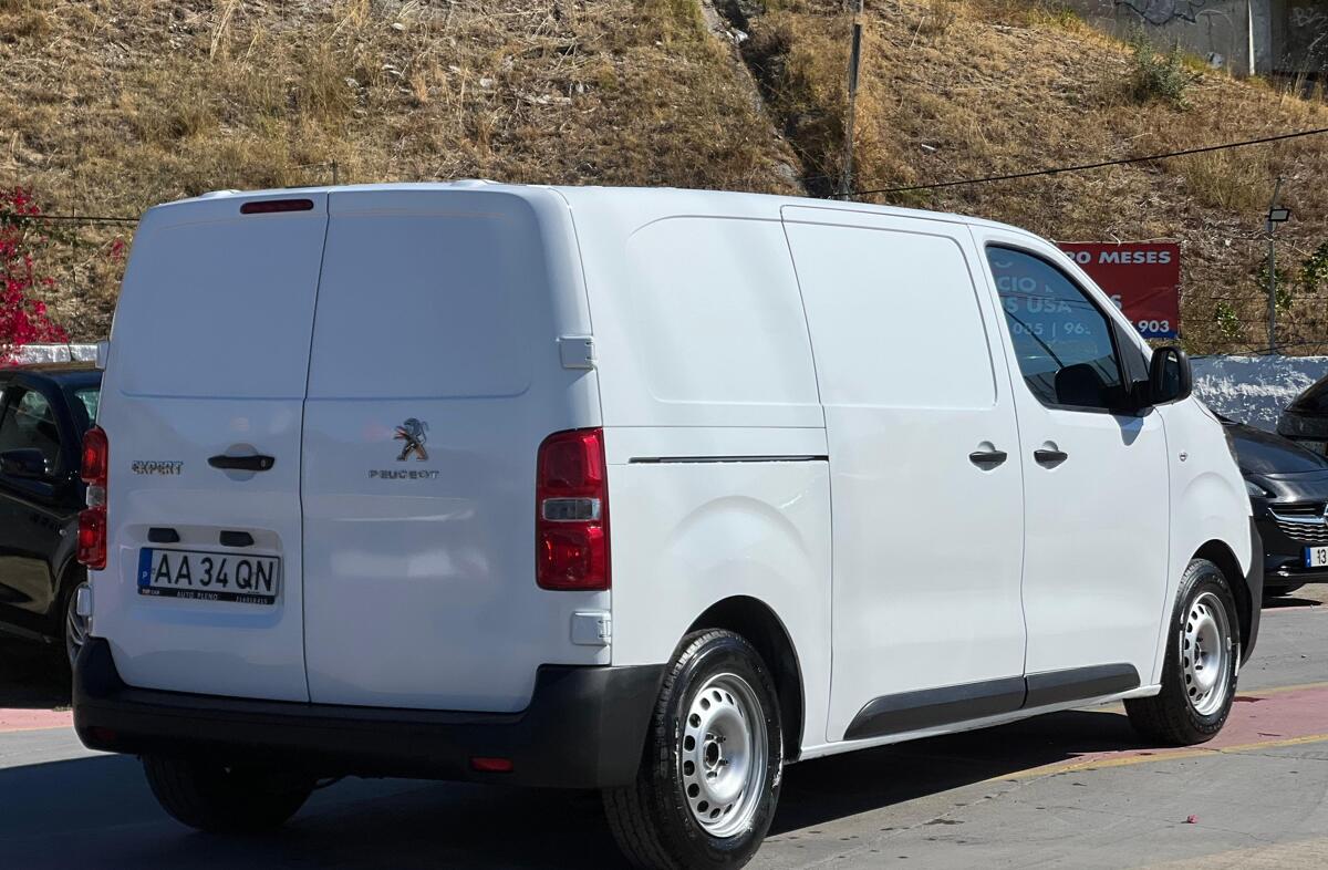 PEUGEOT Expert 1.5 BlueHDi L1H1 Premium Compact