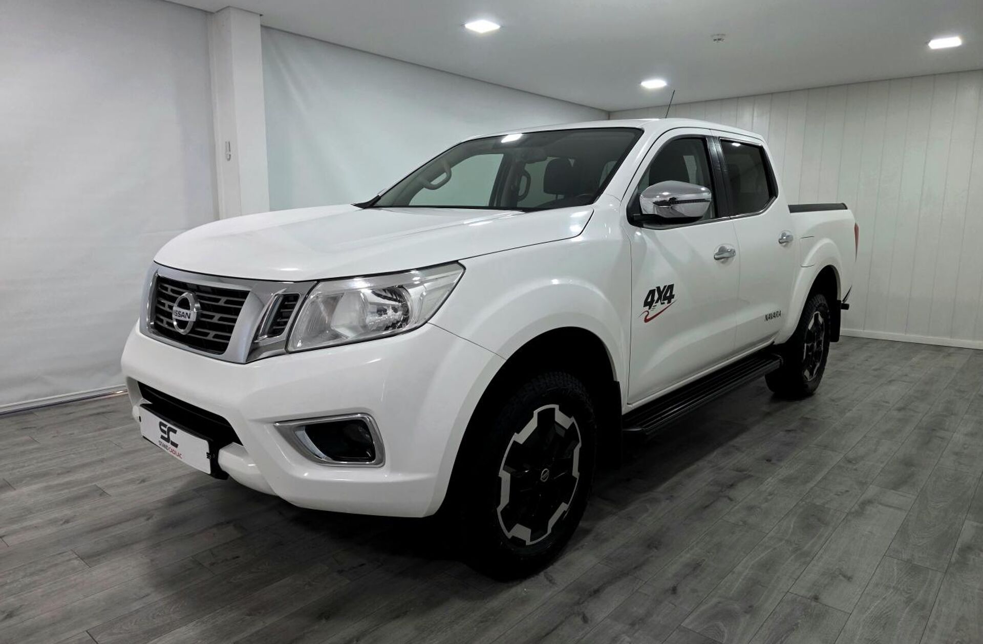 NISSAN Navara 2.3 dCi CD 4WD N-Connecta